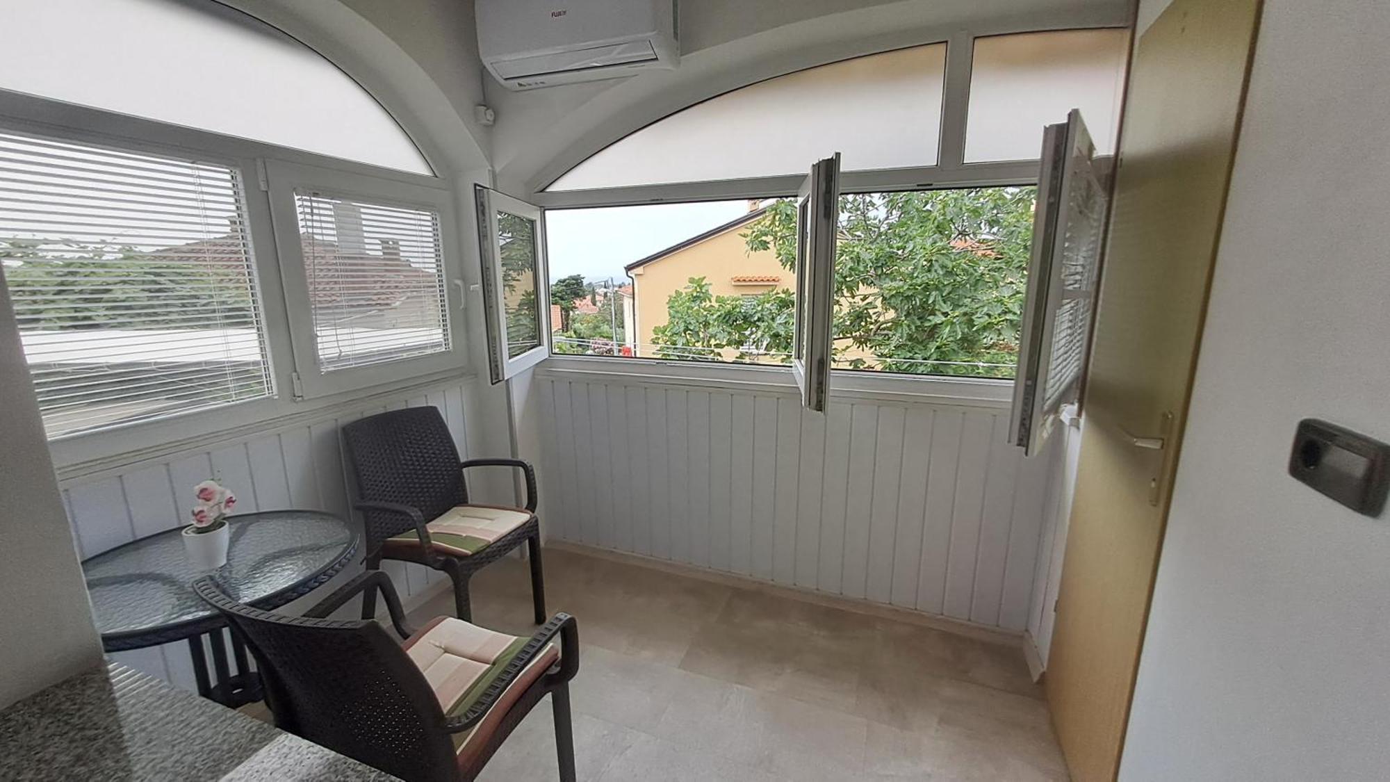 Studio Apartments Maslinik 克尔克 外观 照片