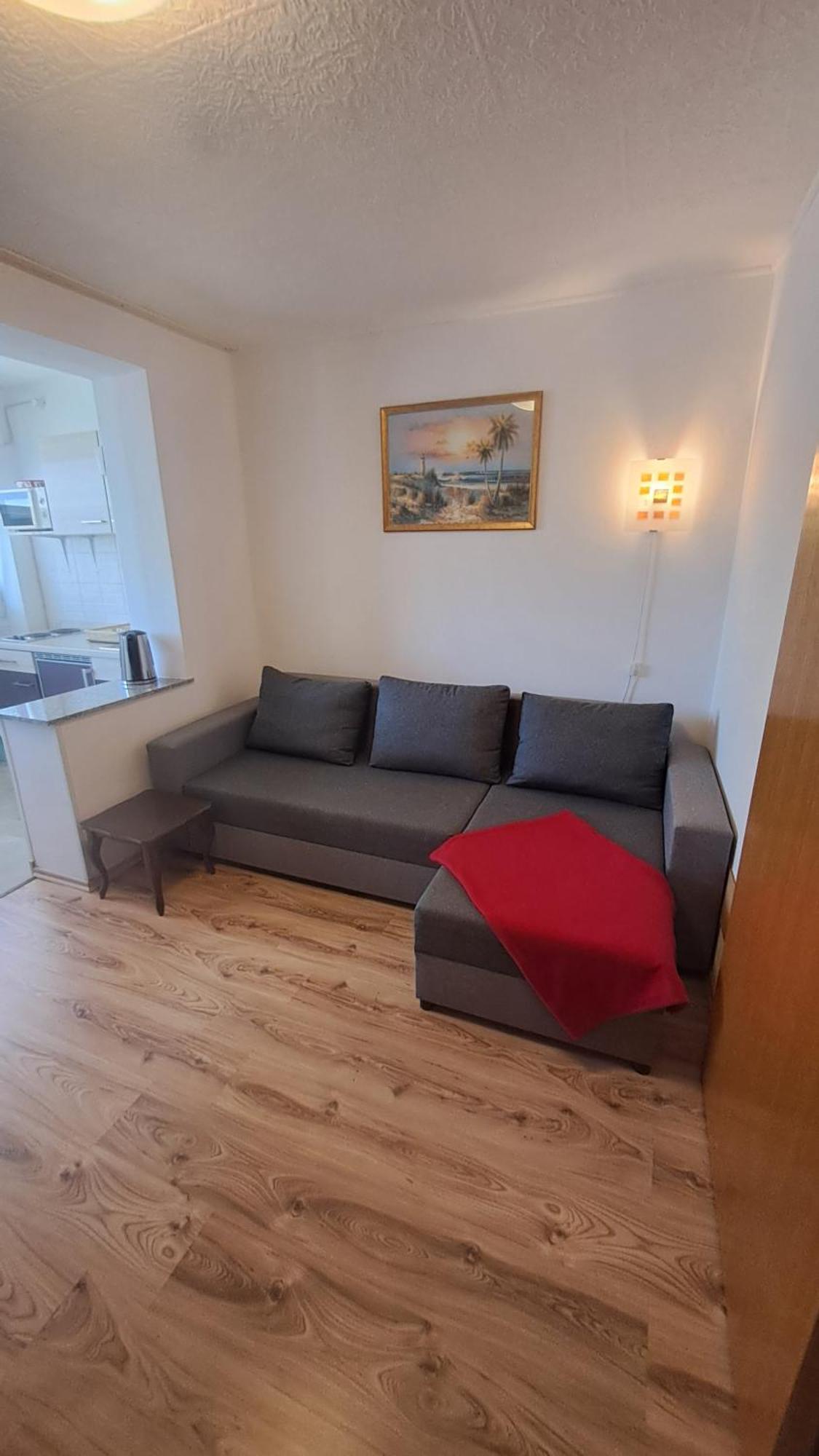 Studio Apartments Maslinik 克尔克 外观 照片